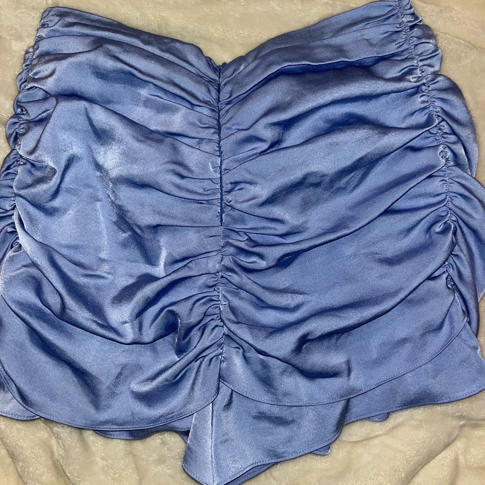 MOD Botique Shorts - Picture 3 of 3